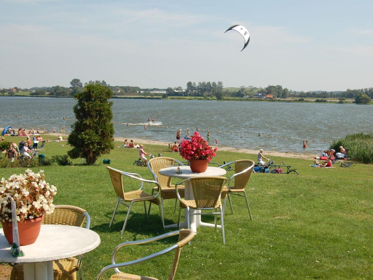 Cosy Holiday Home In Noordwijkerhout Near Lake Exteriör bild